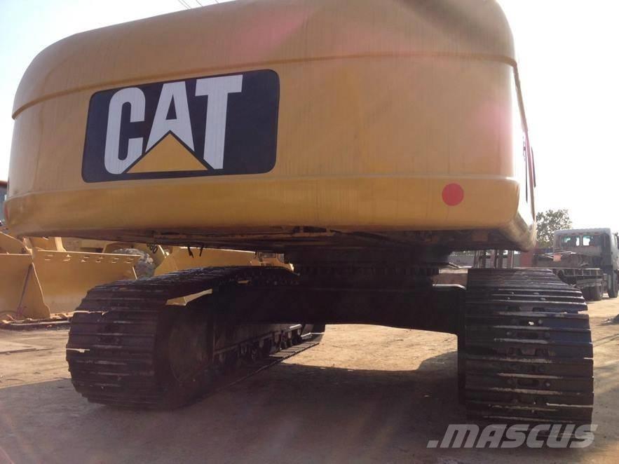 CAT 325 D L Pásové rýpadlá