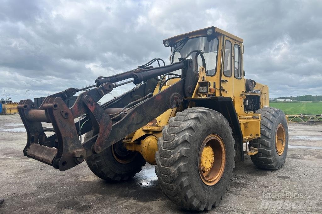 Volvo BM 4400 Kolesové nakladače