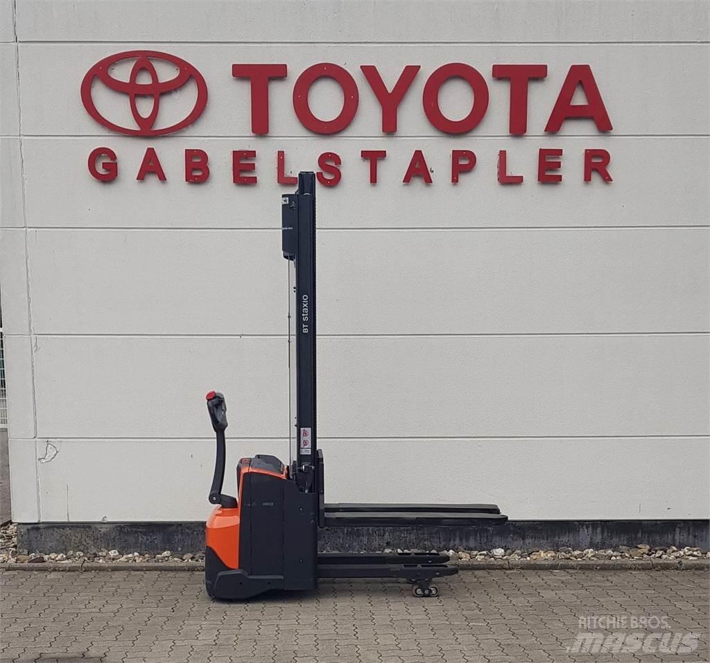 Toyota SWE120L Ručne vedené vysokozdvižné vozíky