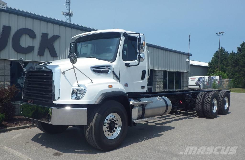 Freightliner 114 SD Nákladné vozidlá bez nadstavby