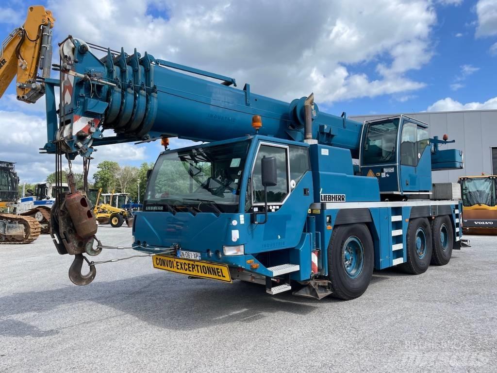 Liebherr LTM 1055-1 Univerzálne terénne žeriavy