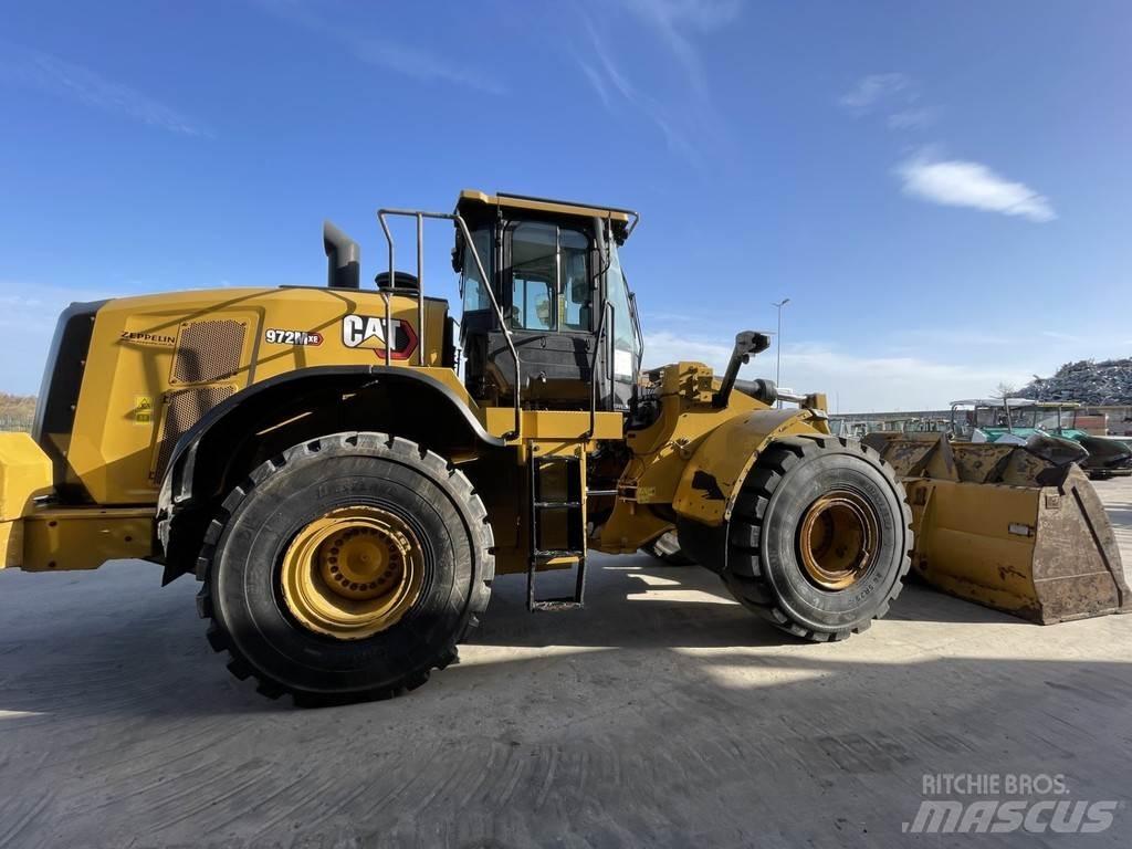 CAT 972M Kolesové nakladače