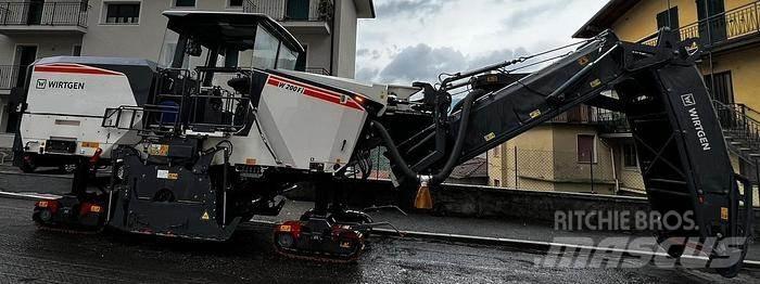 Wirtgen W200Fi Stroje na výrobu betónových prefabrikátov
