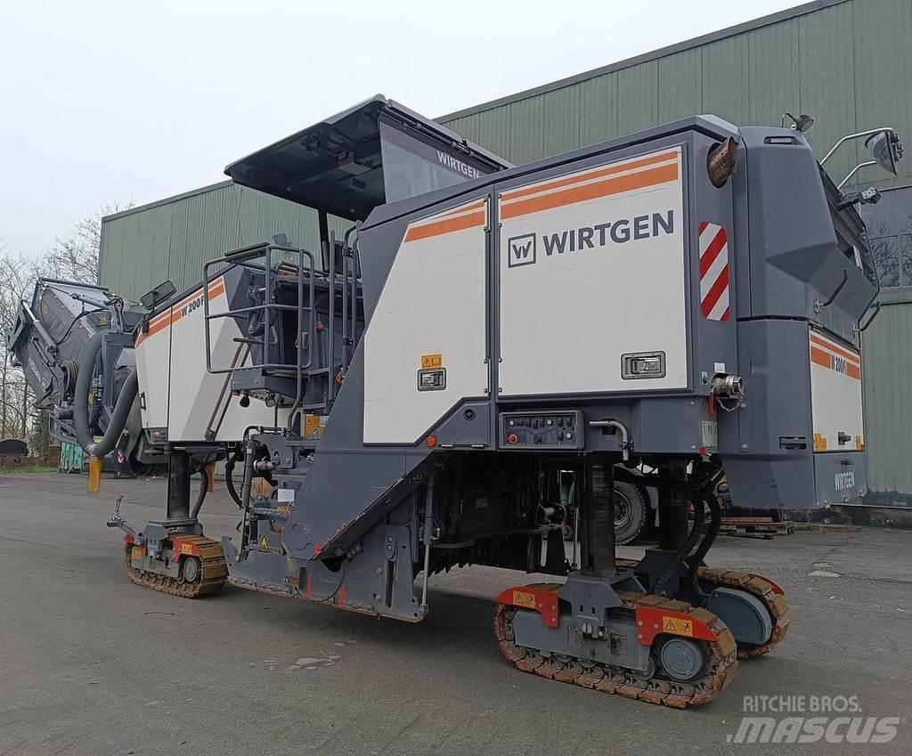 Wirtgen W200Fi Stroje na výrobu betónových prefabrikátov