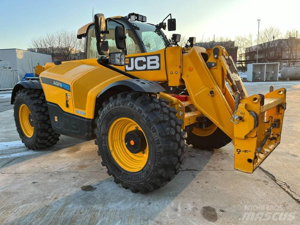 JCB 542X70 AGRI PRO Teleskopické manipulátory