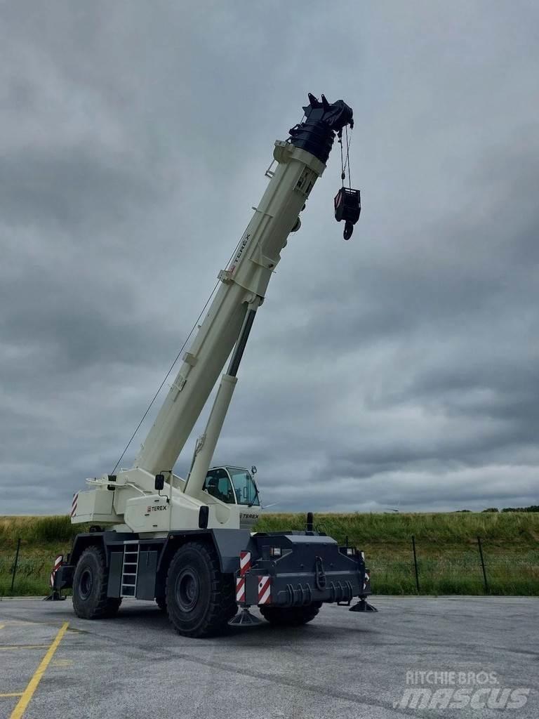 Terex RT100 Žeriavy pre ťažký terén