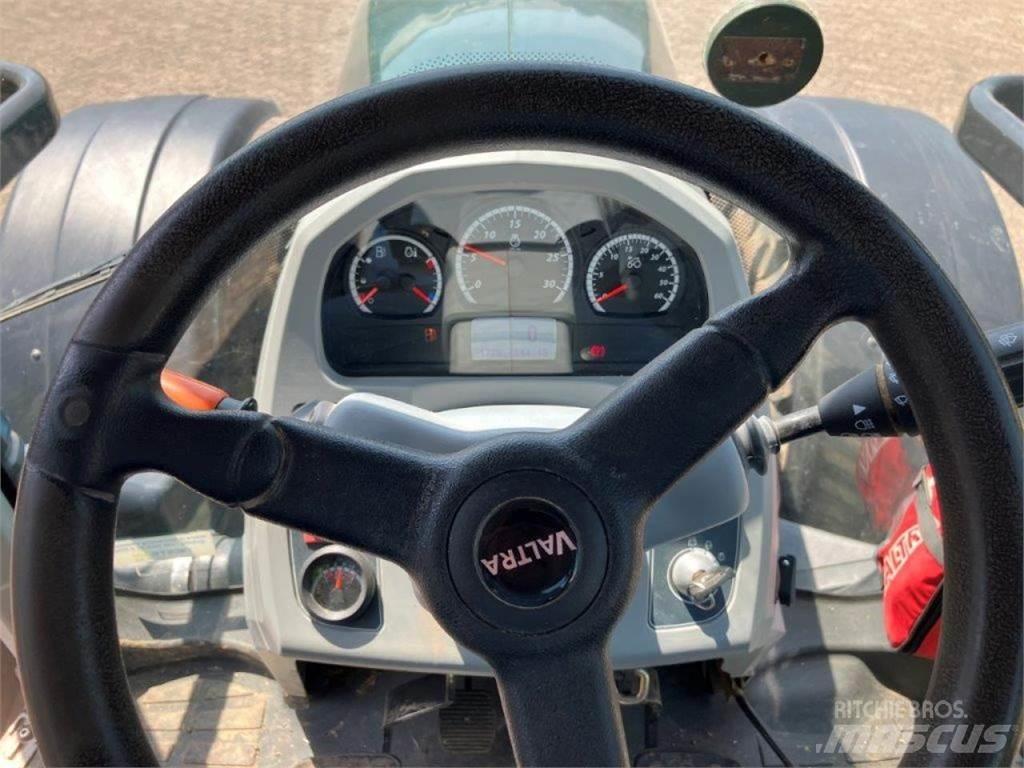 Valtra T154 Active Traktory
