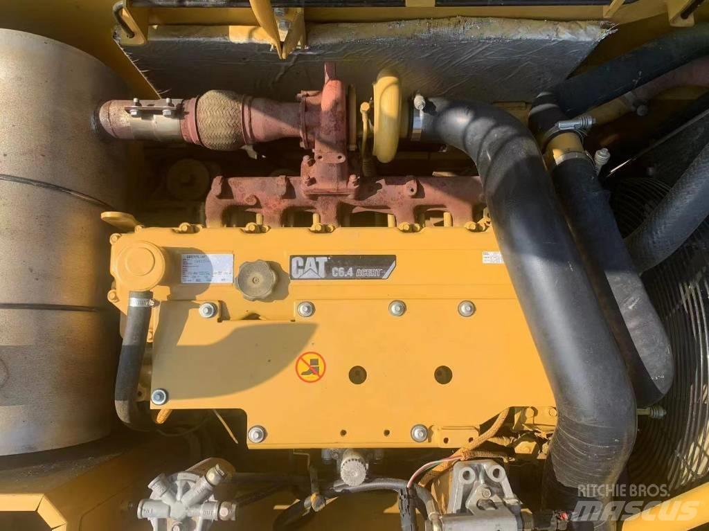 CAT 320 D Pásové rýpadlá