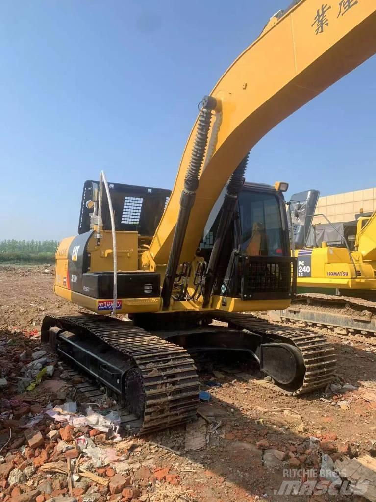 CAT 320 D Pásové rýpadlá