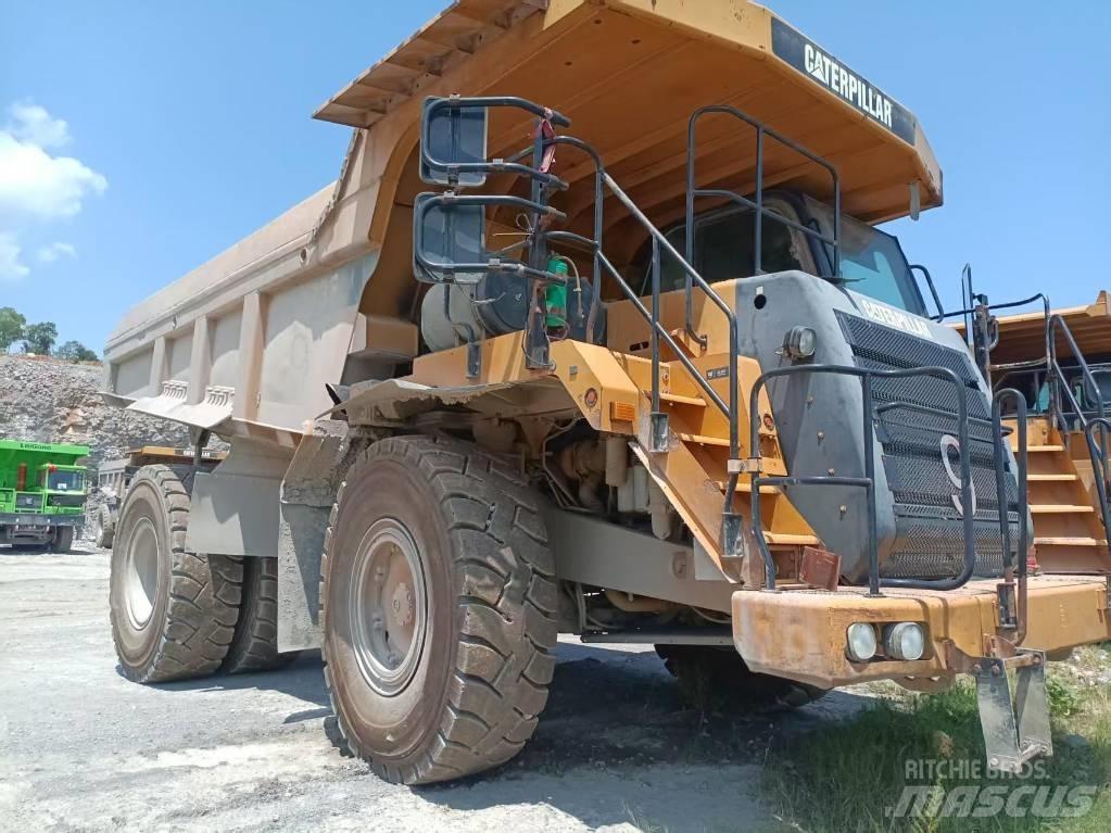 CAT 773 F Kĺbové nákladné autá