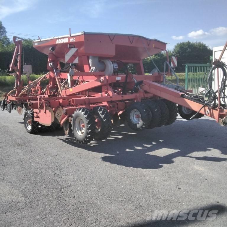 Kverneland MSC 400 Mechanické sejačky