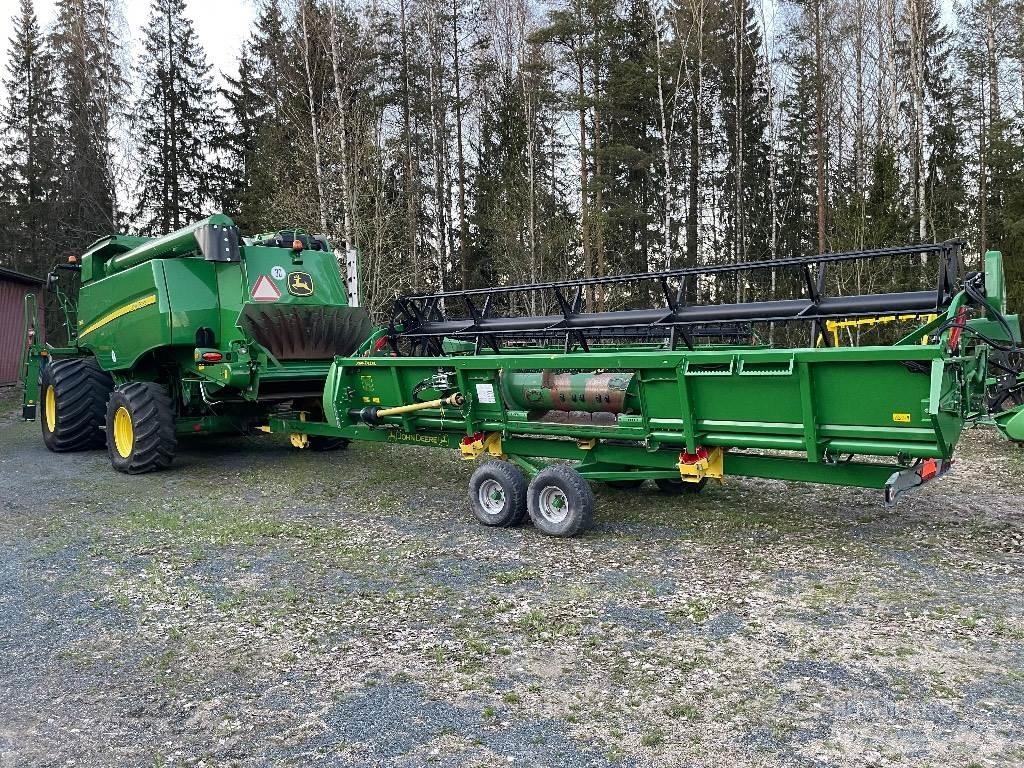 John Deere T 560 i Kombinované zberacie stroje