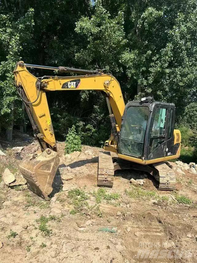 CAT 307 Pásové rýpadlá