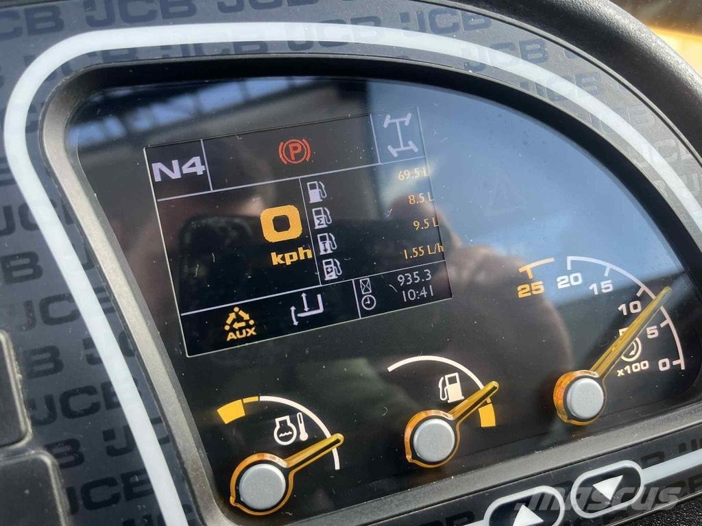 JCB 535-95 Teleskopické manipulátory