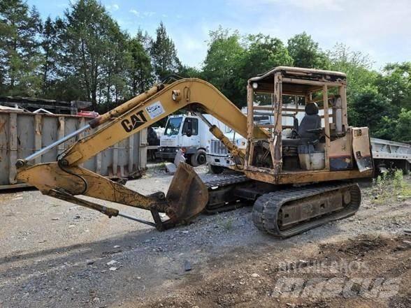 CAT E 70 B Pásové rýpadlá