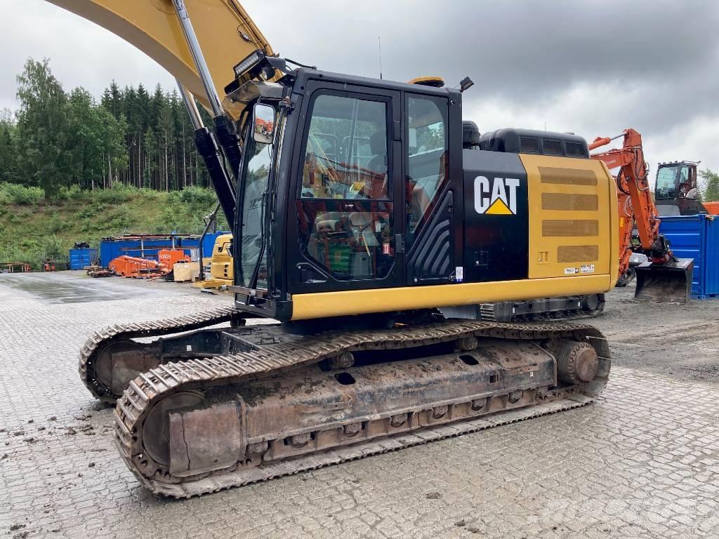 CAT 326 F L Pásové rýpadlá