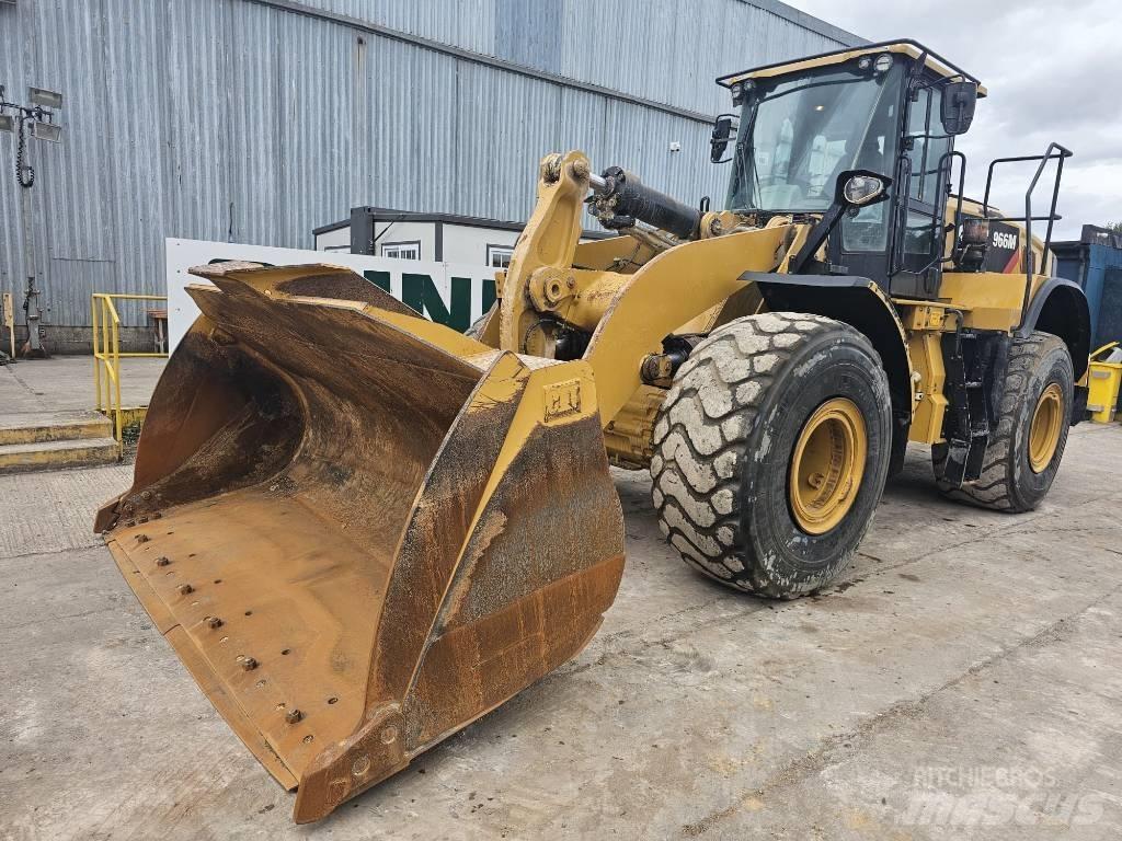 CAT 966 M Kolesové nakladače