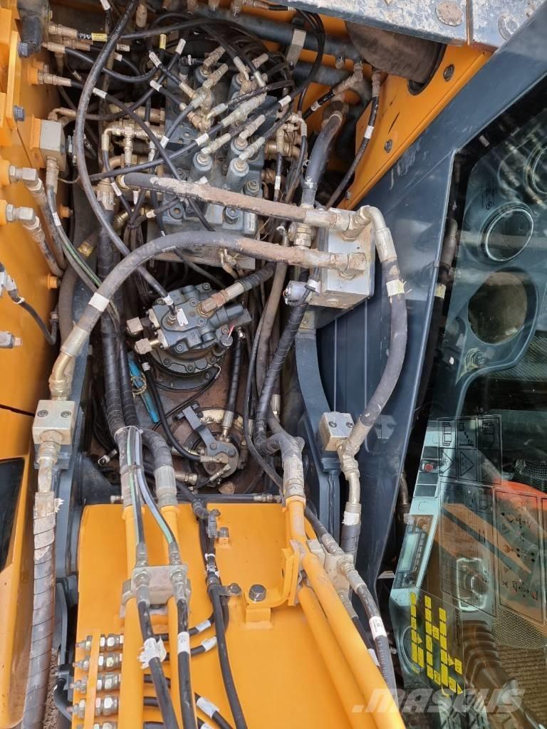 Hyundai HX 140 L Pásové rýpadlá