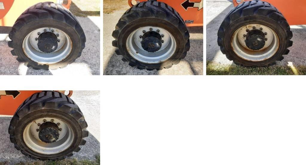 JLG 860 SJ Teleskopické plošiny