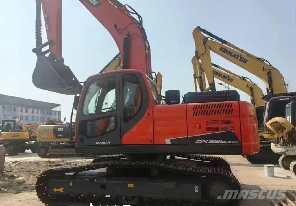 Doosan DX 225 LC Pásové rýpadlá