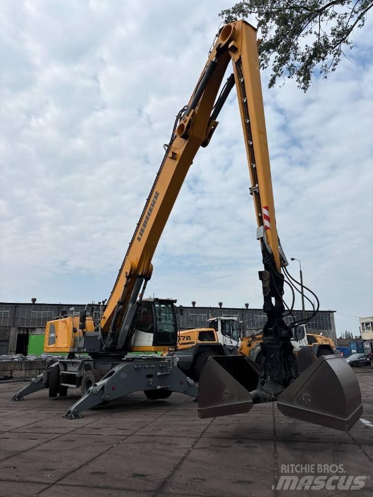 Liebherr LH 40 Port Stroje pre manipuláciu s odpadom
