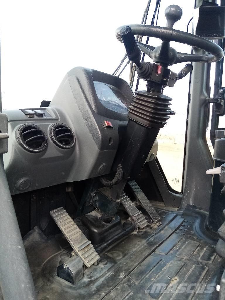 Hyundai HL 757-9 Kolesové nakladače