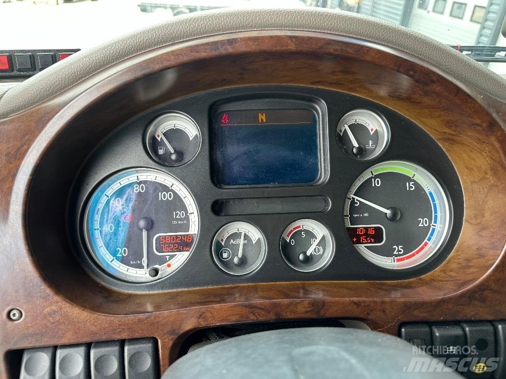 DAF XF105.410 8x2 Hákový nosič kontajnerov