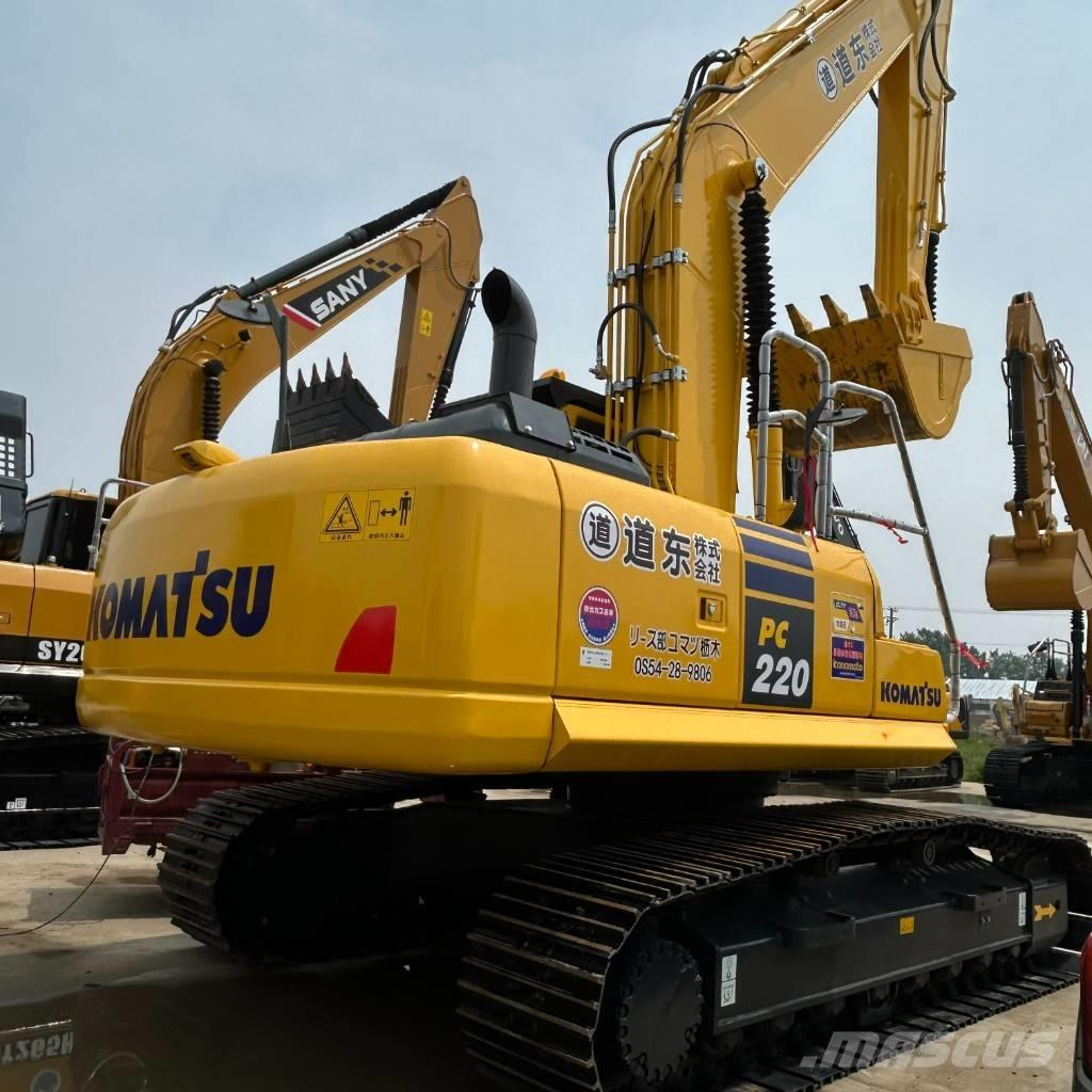 Komatsu 220-8 Pásové rýpadlá