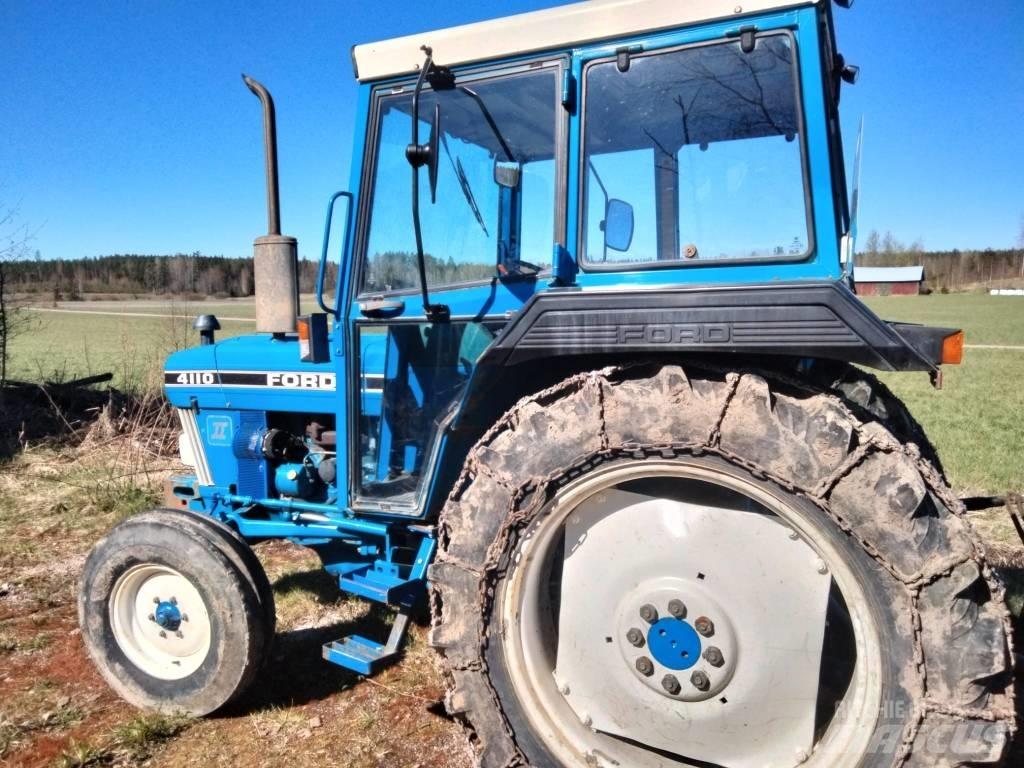 Ford 4110 Traktory
