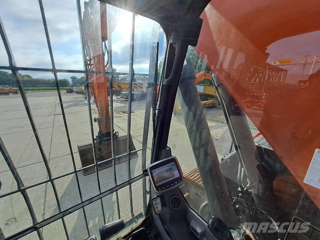 Doosan DX235LCR-5 Pásové rýpadlá