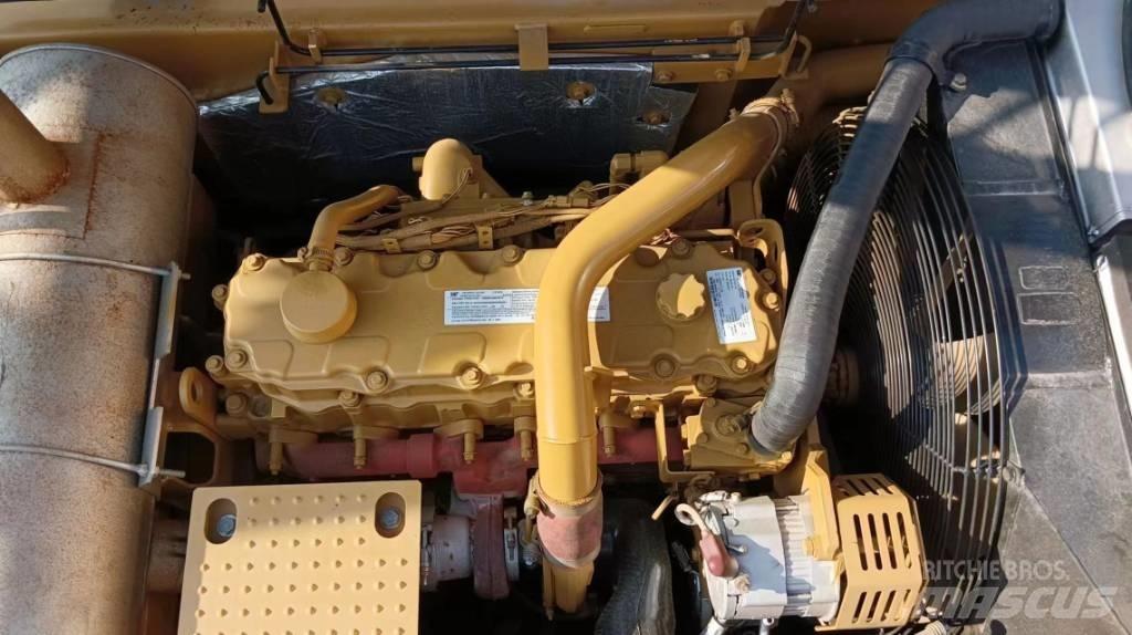CAT 330D2L Pásové rýpadlá