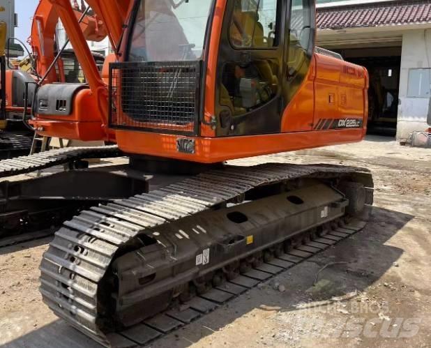 Doosan DX225LC Pásové rýpadlá