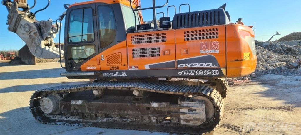 Doosan DX 300 lc 5 Pásové rýpadlá