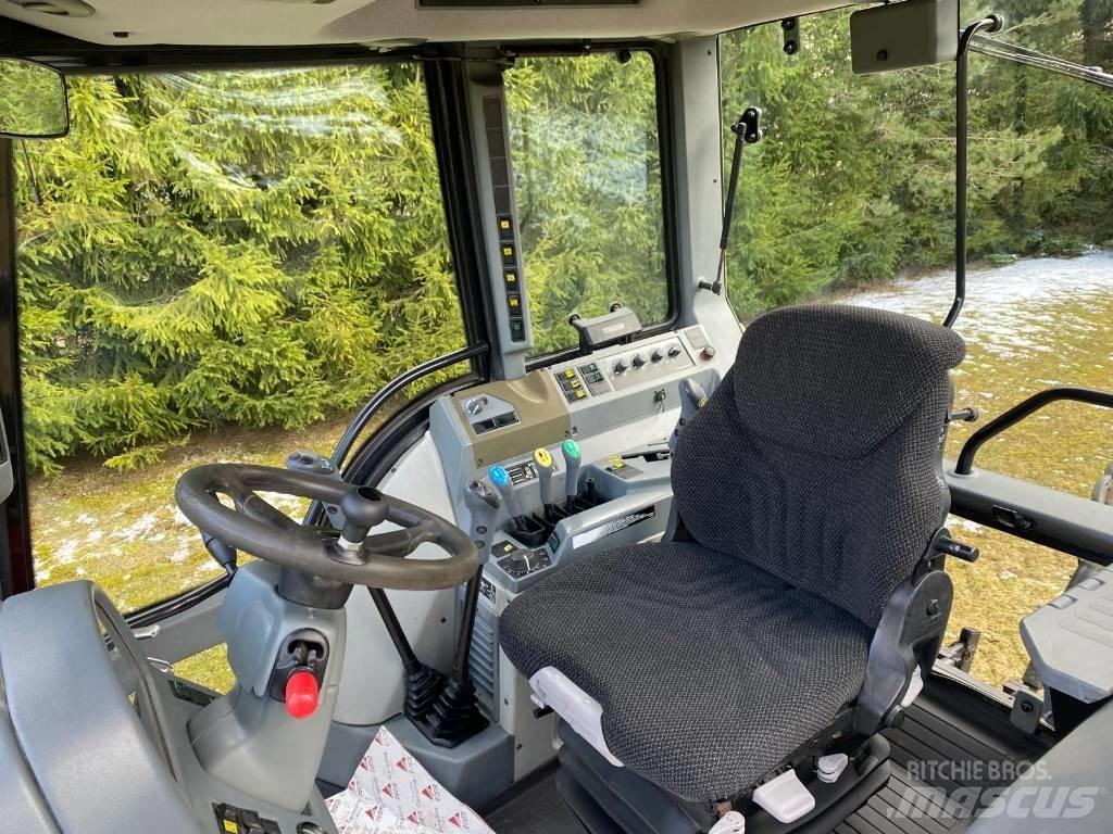 Valtra T 160 Traktory