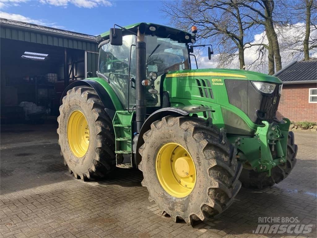 John Deere 6170R Traktory