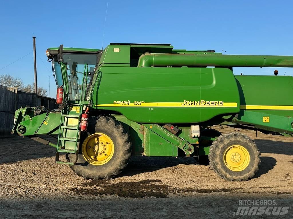 John Deere 9540 CWS Kombinované zberacie stroje