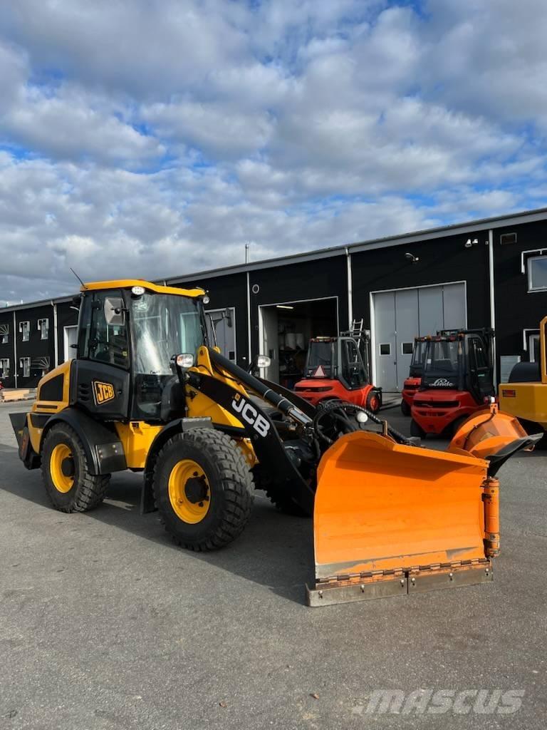 JCB 409 Kolesové nakladače