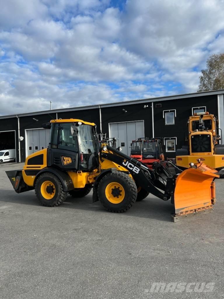 JCB 409 Kolesové nakladače