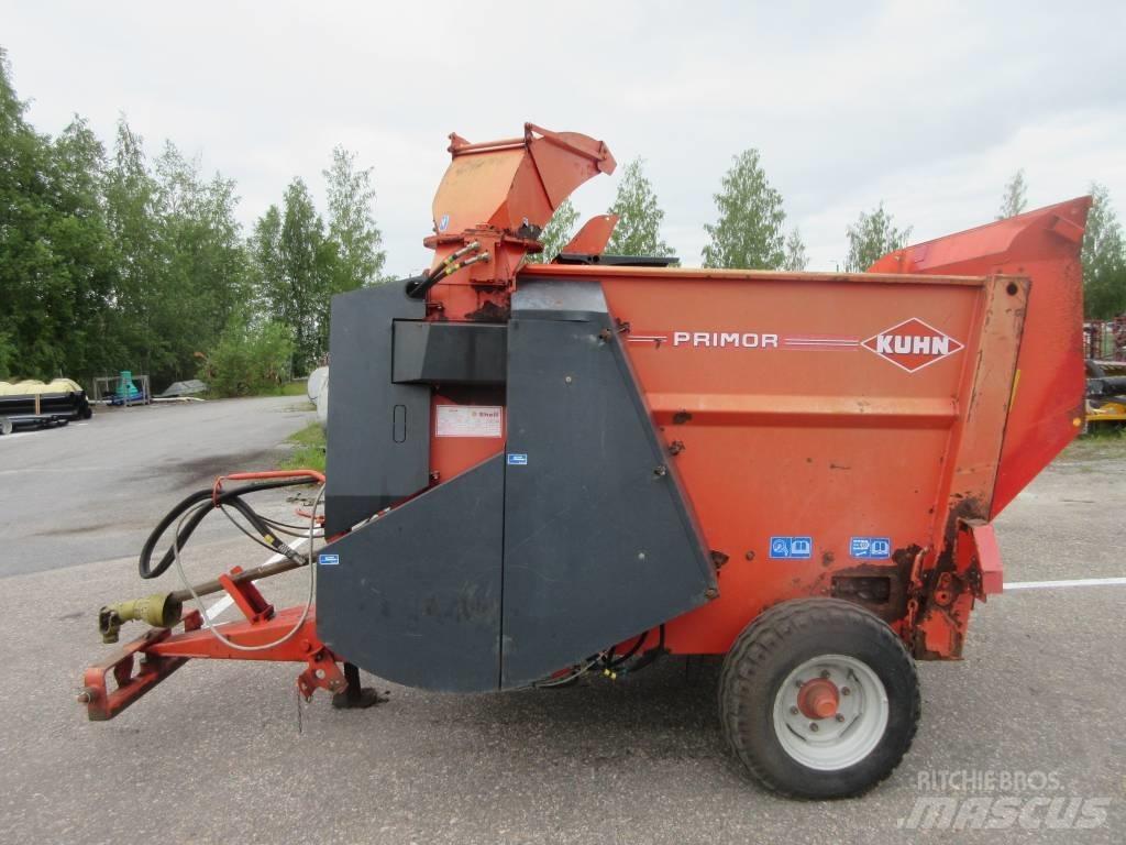 Kuhn Primor 3560 Drviče a rezače balíkov