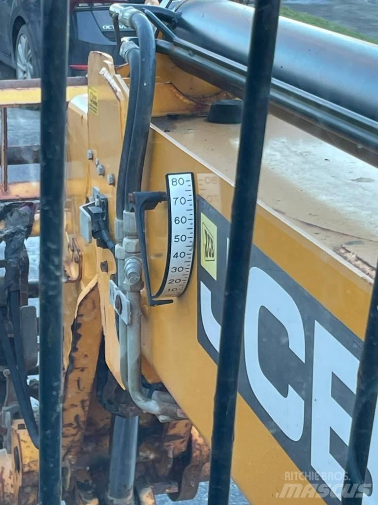 JCB 540-140 Teleskopické manipulátory