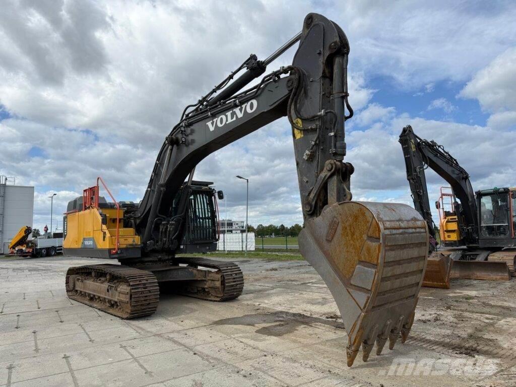Volvo EC380ENL Pásové rýpadlá