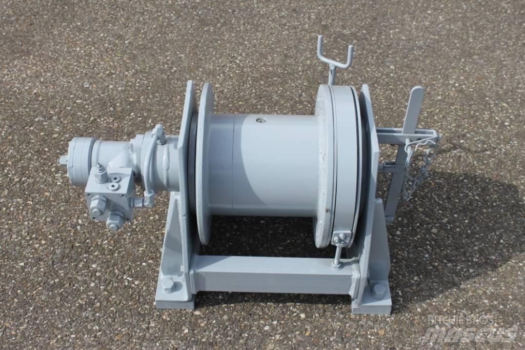 Rotzler 7.8 tons Hydraulické navijaky