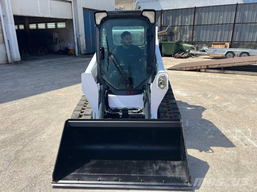 Bobcat T 590 HF Šmykom riadené nakladače
