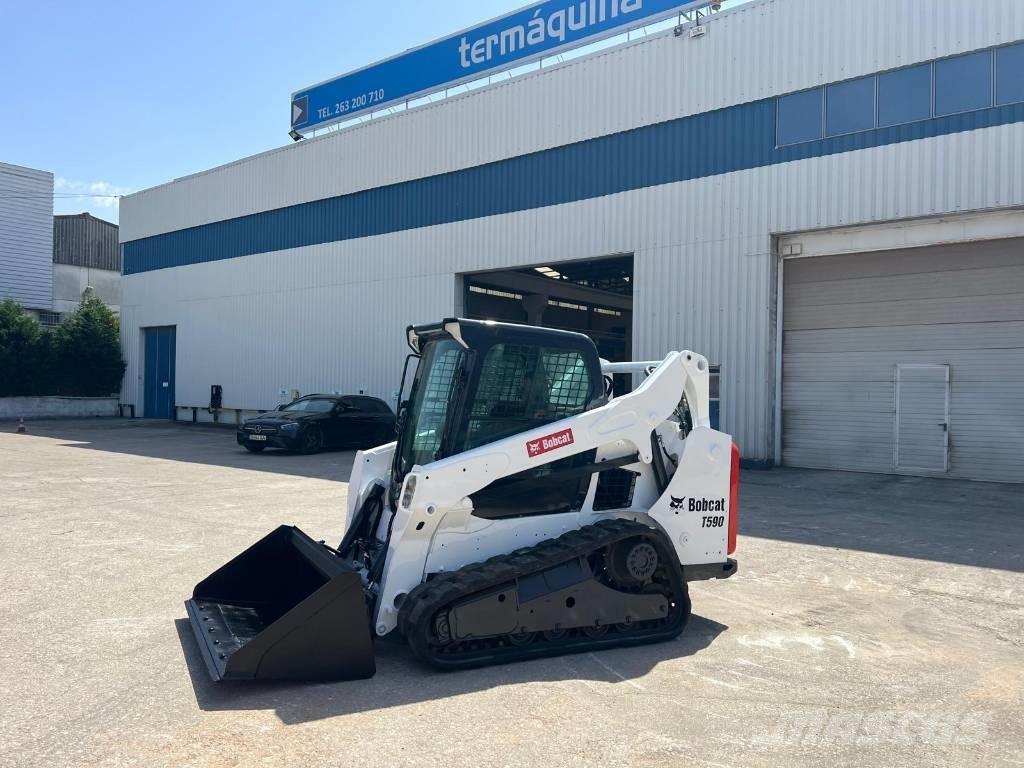 Bobcat T 590 HF Šmykom riadené nakladače