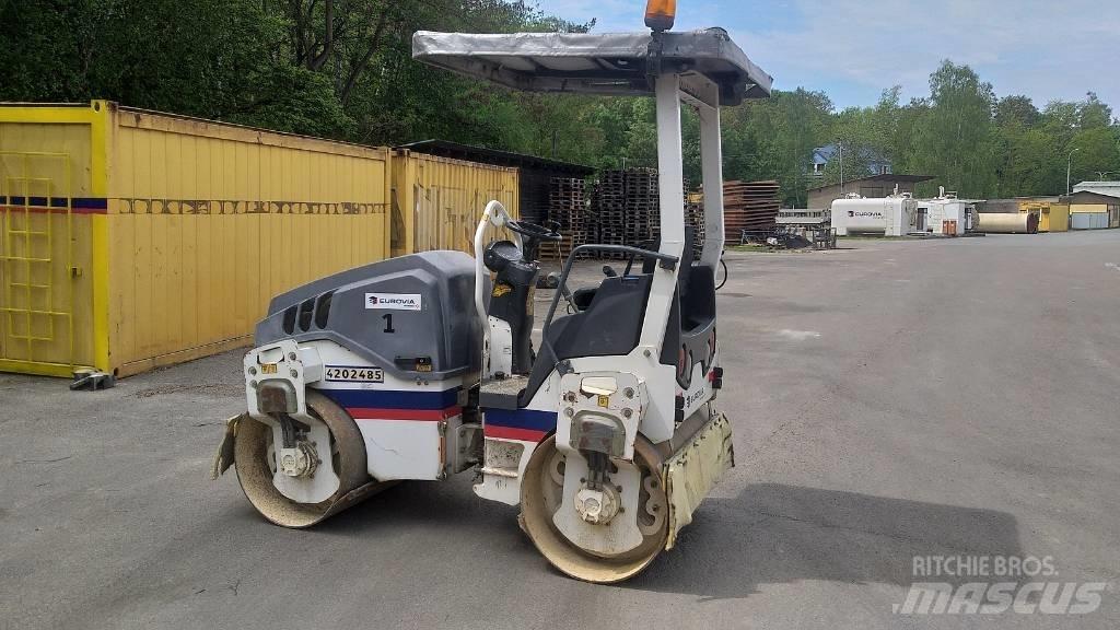 Hamm HD 12 VV Tandemové valce