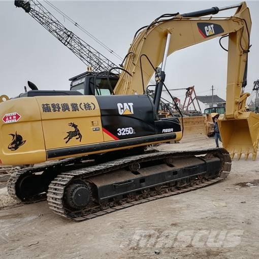 CAT 325DL Pásové rýpadlá