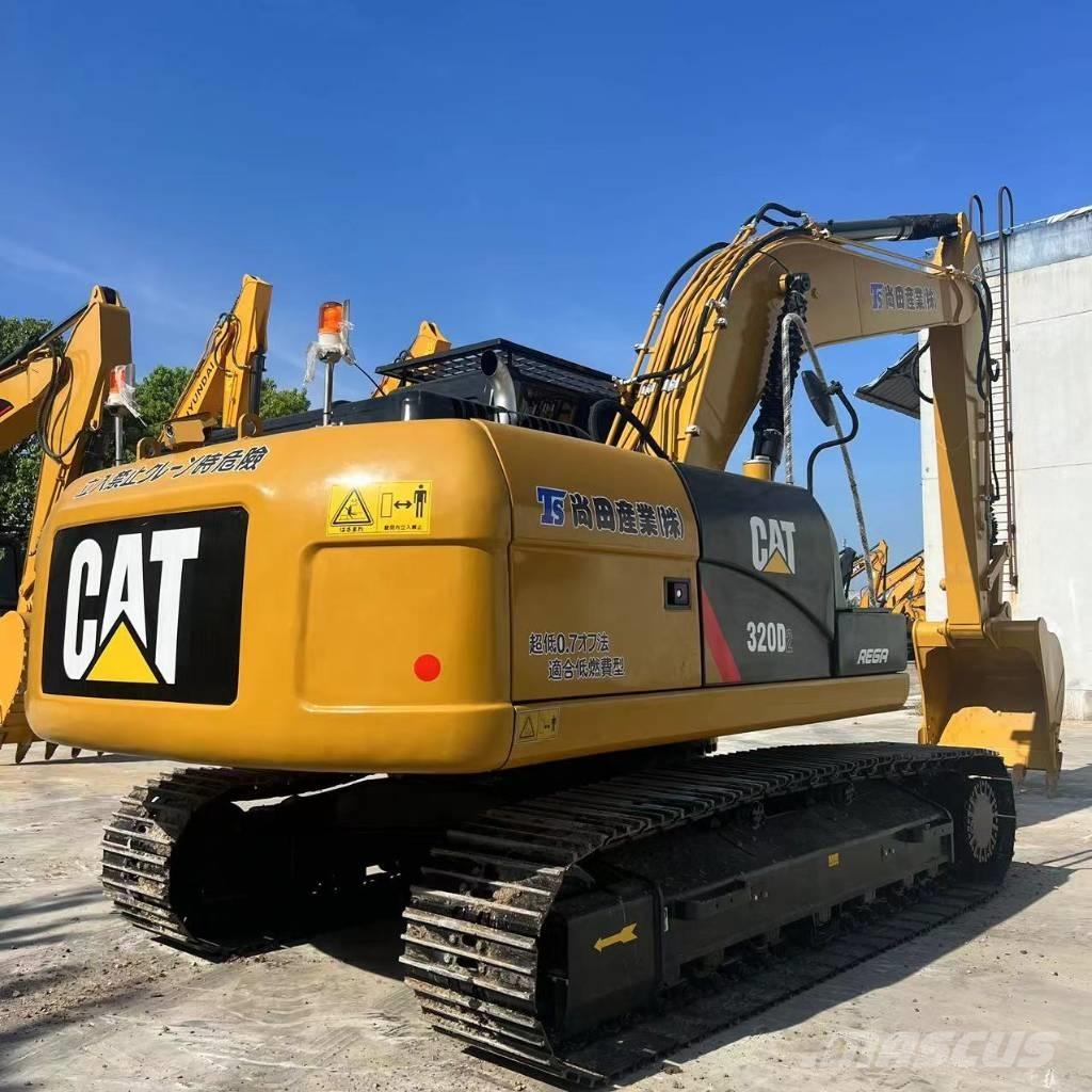 CAT 320d2 Midi rýpadlá 7 t - 12 t