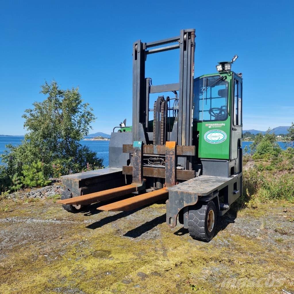 Combilift C 7000 4 cestné vysokozdvižné vozíky