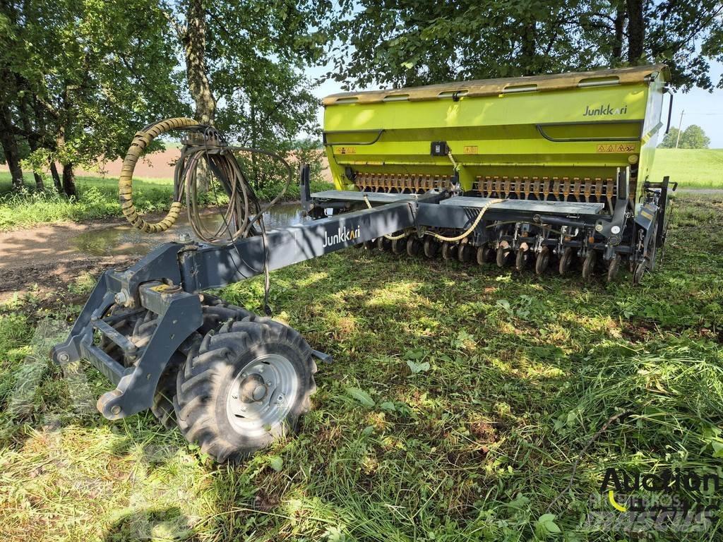 Junkkari M400 Plus Kombinované sejačky