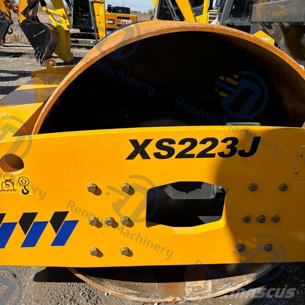XCMG XS223J Ťahačové valce